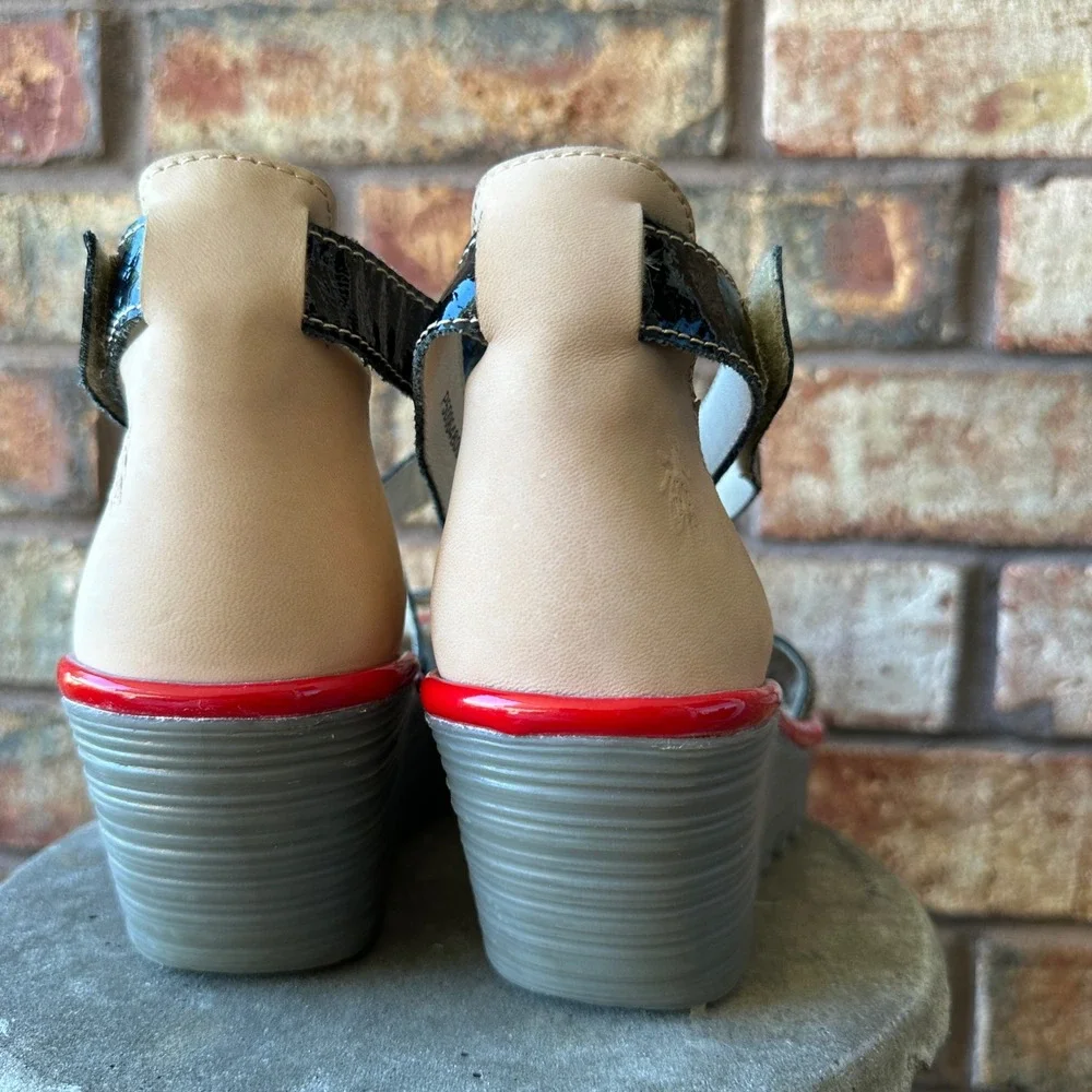 Fly London Ynes Beige Black Red Patent Leather Wedge Sandal  Womens 38 Quirky